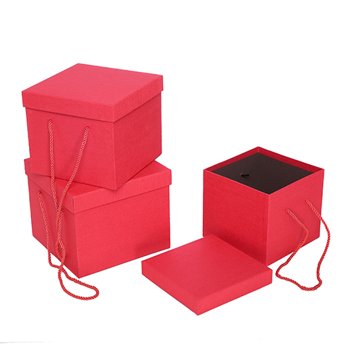 Set of 3 Square Red Hat Boxes - Christmas Valentines