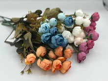 Load image into Gallery viewer, 48 X Blossom - Ranunculus Bunch -  Assorted Colours - Full Box